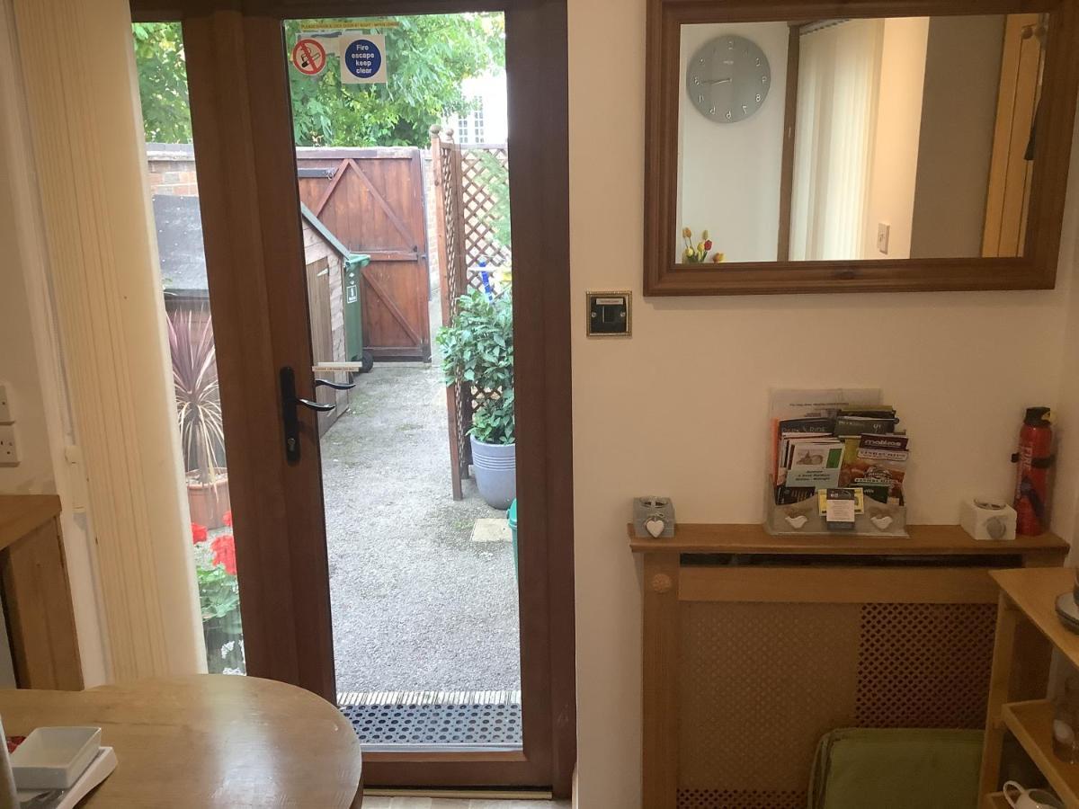 Sunnyside Annexe Bed and Breakfast Wheatley Exteriör bild